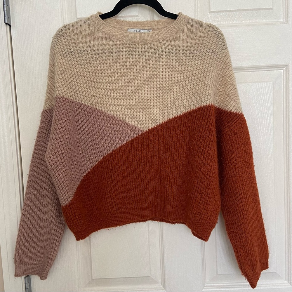 Color Blocked Knit Sweater